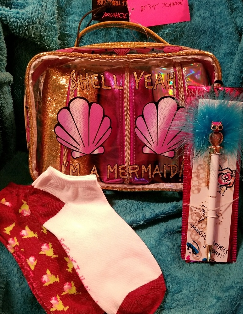 ♡NWT Betsey Johnson Mermaid Set♡